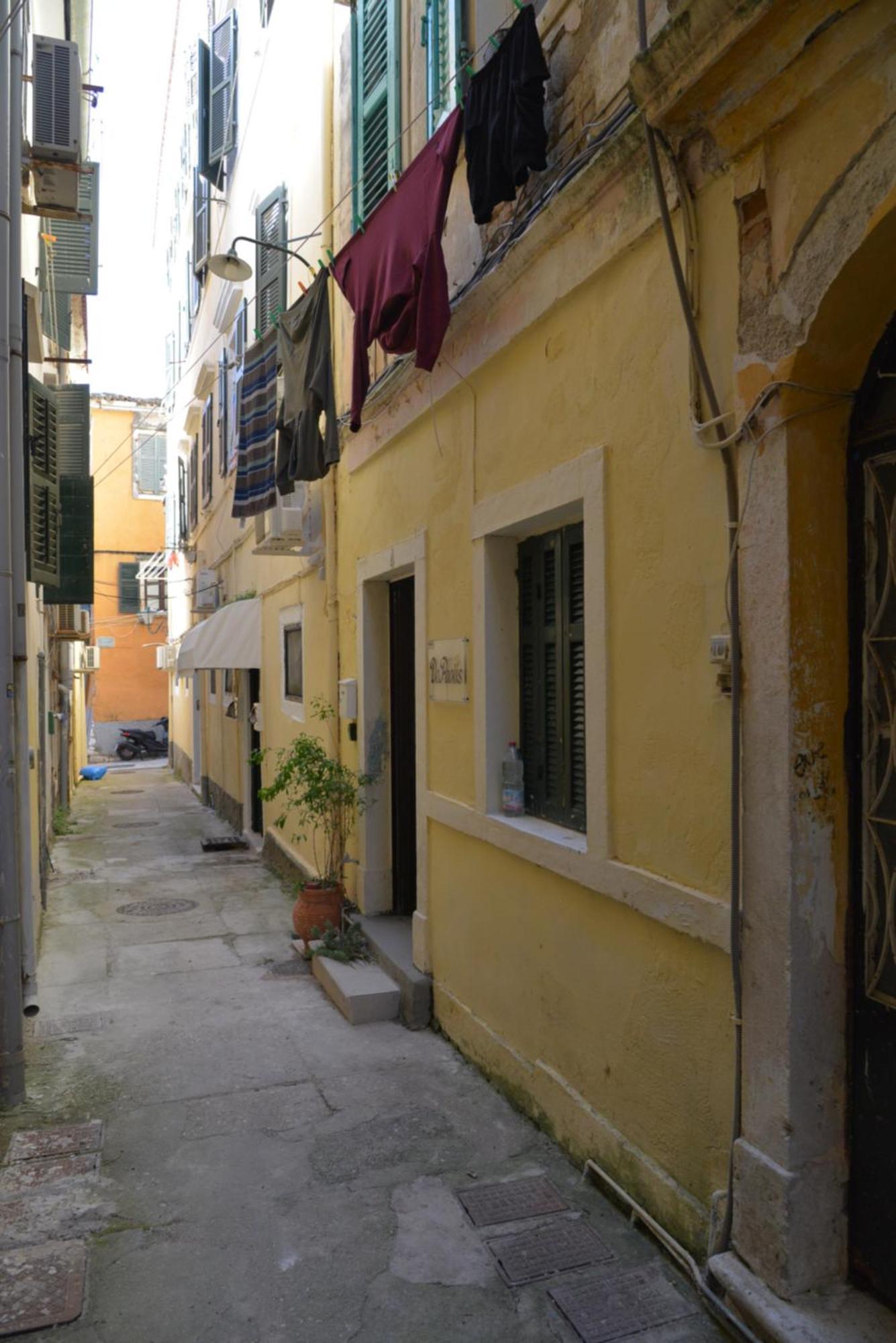 Depaolis Corfu Town Apartment Bagian luar foto